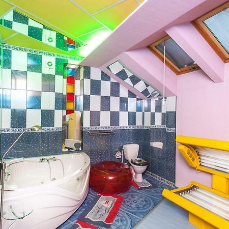Apartment With Jacuzzi In Old Town 考纳斯 外观 照片